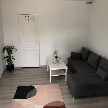 Top Appartement 10 Minutes De Disney シェシー エクステリア 写真
